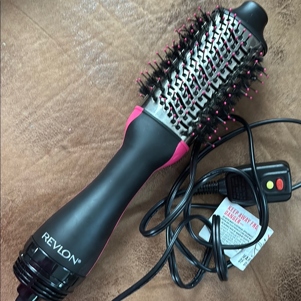 Revlon Black and Pink Hair Styling Tool